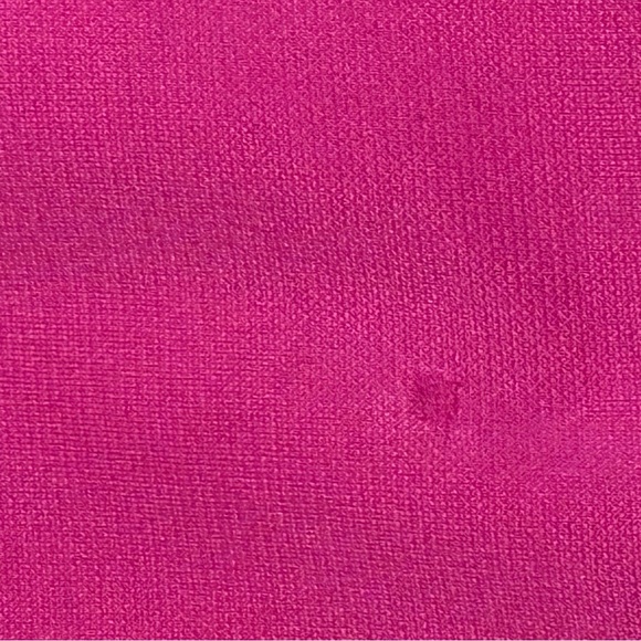 Under Armour Vibrant Pink Sweatshirt - Picture 2 of 10